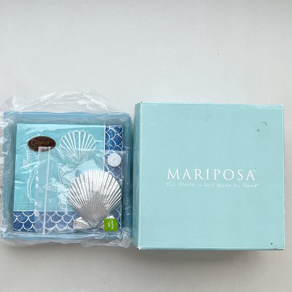NEW Mariposa Cocktail Napkins Weight Box SET Shell Beach Resort Blue Scallop - Picture 1 of 7